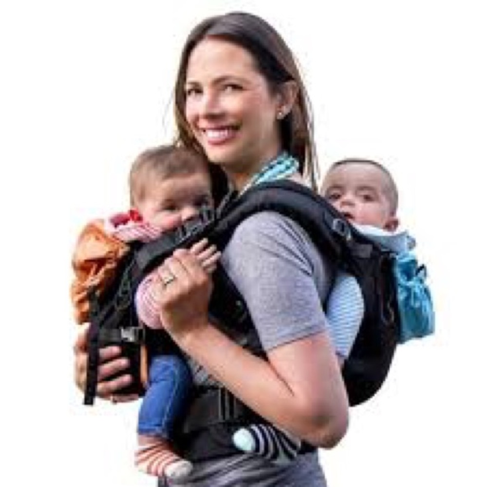 TWIN GO Twin ergo carrier! 👩‍👧‍👧👯‍♀️